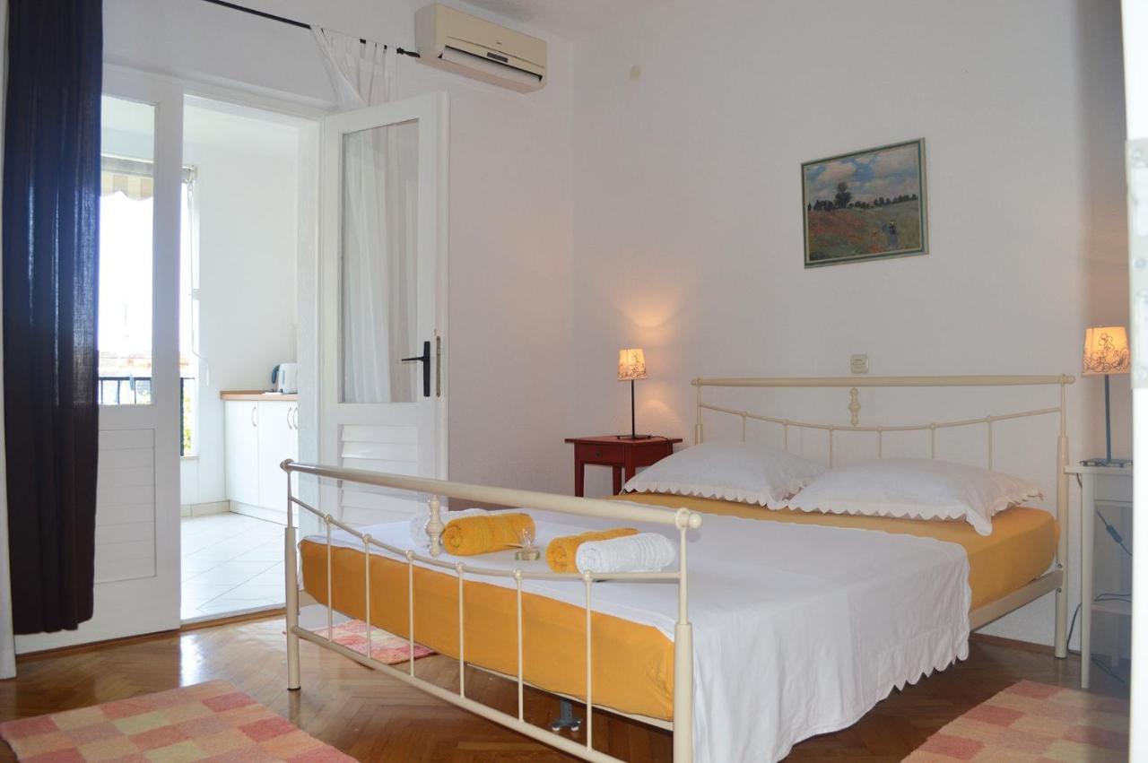 Apartments With A Parking Space Makarska - 11361 Εξωτερικό φωτογραφία