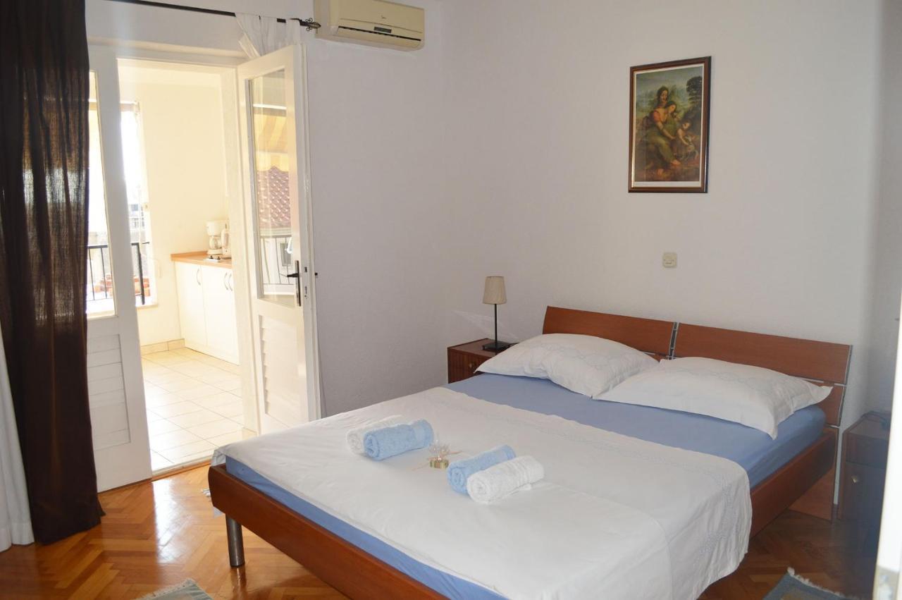 Apartments With A Parking Space Makarska - 11361 Εξωτερικό φωτογραφία