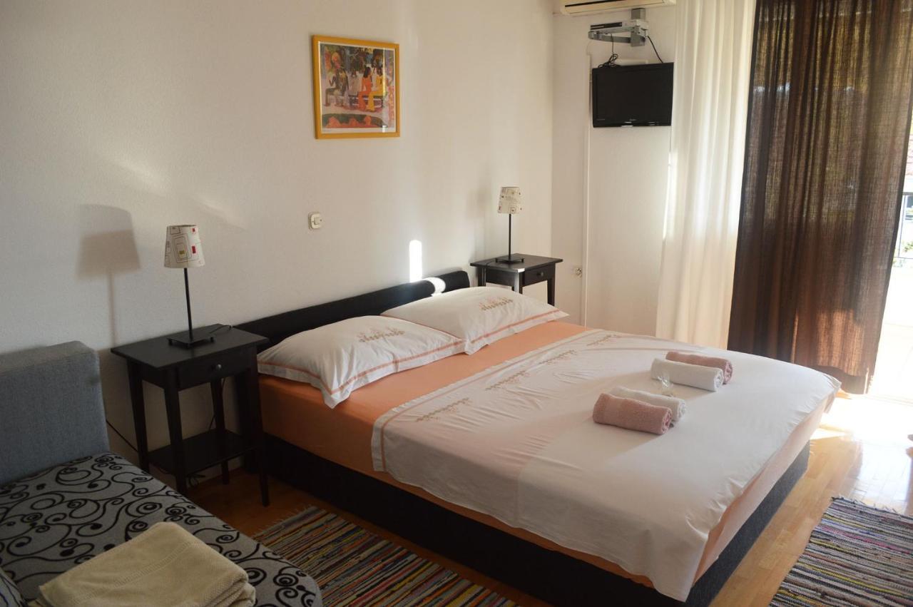 Apartments With A Parking Space Makarska - 11361 Εξωτερικό φωτογραφία